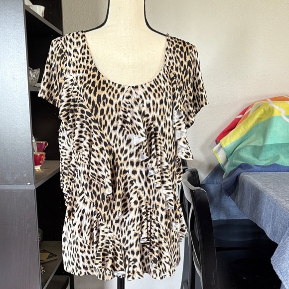 Laura Ashley Women’s Size L Cheetah Print Ruffle Front Shirt - Picture 1 of 6